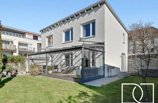 Einfamilienhaus kaufen in 91052 Erlangen, Traumlage am Röthelheimpark! Energieeffizientes Einfamilienhaus mit Wintergarten und Keller
