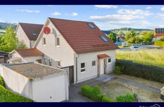 Doppelhaushälfte kaufen in 95358 Guttenberg, Charmante Doppelhaushälfte mit ländlichem Flair in ruhiger Lage von Guttenberg