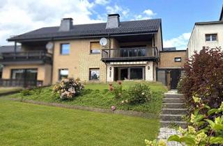 Doppelhaushälfte kaufen in 51597 Morsbach, Massive Doppelhaushälfte mit Südgarten, Balkon und Garage in ruhiger Lage von Morsbach-Lichtenberg!