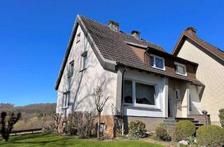 Einfamilienhaus kaufen in 59581 Warstein, Für die Familie in schöner und ruhiger Lage! Einfamilienhaushälfte in Warstein-Suttrop.