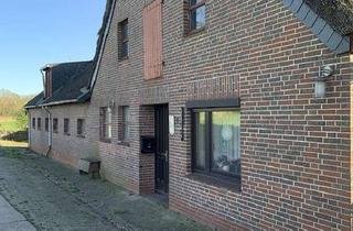 Bauernhaus kaufen in 27804 Berne, Sanierungsbedürftiges Reetdach-Bauernhaus mit Nebengebäude und Weidefläche!
