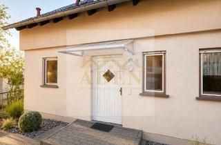 Haus kaufen in 63654 Büdingen, Zweifamilienhaus mit Maisonettecharakter & Einliegerwohnung