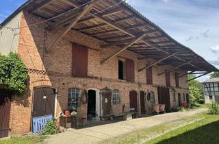 Haus kaufen in 38486 Wenze, Sanierungsbedürftiges Haus mit gepflegter Stallung und ca. 1,6 ha Wiese in Wenze!