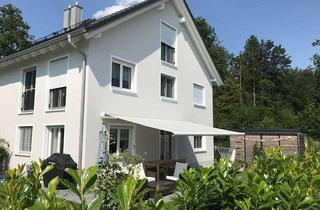 Haus mieten in Am Kindergarten, 85452 Moosinning, Exklusive Doppelhaushälfte mit vier Zimmern und EBK in Moosinning, Eichenried