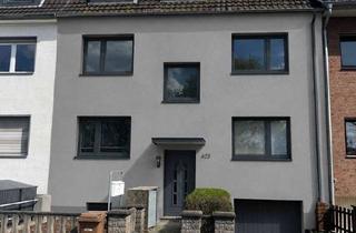 Anlageobjekt in 50735 Niehl, An der Pferderennbahn! Dachgeschoßwohnung mit Dachboden in einem 3-Parteienhaus ! Provisionsfrei