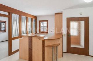 Praxen kaufen in 04425 Taucha, Ehemalige Zahnarztpraxis mit Wohneinheit - 120 m² Praxis + 120 m² Wohnen in Taucha