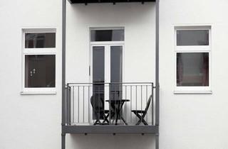 Immobilie mieten in Dunckerstraße 75, 10437 Prenzlauer Berg, Kleine schöne Wohnung im 3. OG