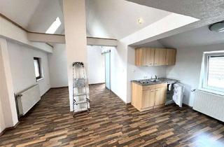 Wohnung kaufen in 76344 Eggenstein-Leopoldshafen, Teilsanierte DHH (2 Apartments) in Egg.-Leopoldshafen mit Hof, Carport + Gartengrundstück!