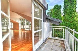 Wohnung kaufen in 82031 Grünwald, MÜNCHEN-GRÜNWALD: NATURNAHES DACHGESCHOSSJUWEL MIT SONNIGEM WOHNAMBIENTE!