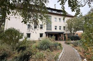 Wohnung kaufen in 30453 Ahlem, Schicke Dachgeschosswohnung in offener Bauweise mit 2 Zimmern und offener Küche in Hannover-Ahlem