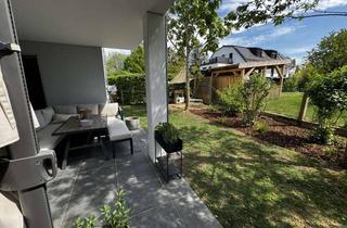 Wohnung kaufen in 81827 Trudering-Riem, Stadthaus-Feeling, 4-Zi. Terrassen-Maisonette mit umlaufender Gartenoase