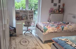 Wohnung mieten in Neusser Weyhe 34, 41462 Neuss, Alltagstaugliche 3-Zimmer-Wohnung in Neuss