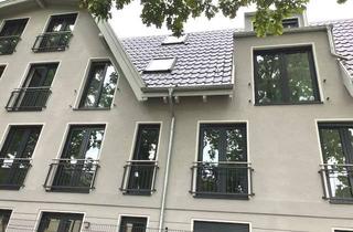 Wohnung mieten in Semmelweisstraße 26, 12524 Altglienicke, *Gemütliche Dachgeschoßwohnung - modern & kompakt*