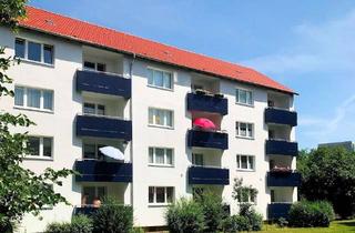 Sozialwohnungen mieten in Naabstr. 20, 38120 Weststadt, Naabstr. 20, E L - Frisch sanierte 3-Zimmer-Wohnung mit Loggia - WBS erforderlich!