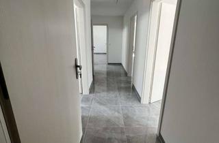 Wohnung mieten in 75417 Mühlacker, Moderne 4,5-Zimmer-Neubauwohnung mit Balkon & Garage