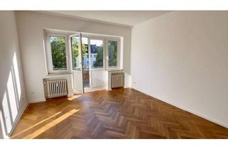 Wohnung mieten in Bismarckstraße 53, 47799 Cracau, Großzügige 3-Zimmer-Altbauwohnung mit Fischgrätparkett, Loggia und Gartennutzung