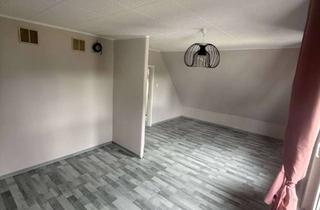 Wohnung mieten in Weisenauer Straße 52, 65428 Rüsselsheim, Dachgeschoss Wohnung - Warmmiete inklusive Strom