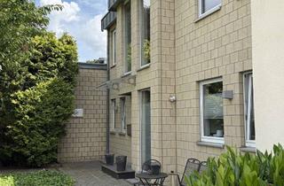 Haus kaufen in 41564 Kaarst, Stilvolles Reihenmittelhaus in Kaarst - Komfort und Eleganz mit Doppelgarage und Südlage