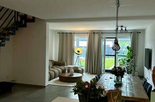 Haus mieten in Auf Der Rütt 21, 53909 Zülpich, Modernes Wohnen: Reihenhaus mit 153 m² in Zülpich