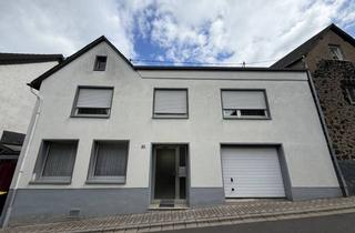 Haus kaufen in 56299 Ochtendung, Charmantes Wohnhaus mit viel Platz und kleinem Garten in zentraler Lage von Ochtendung