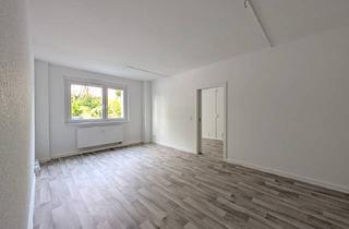 Wohnung mieten in 08112 Wilkau-Haßlau, Frisch sanierte 4-R-Wohnung mit Balkon in Zentrumsnähe