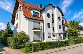 Wohnung kaufen in 01157 Dresden, CHARMANTE 3-RAUM WOHNUNG MIT ZWEI BALKONEN IN RUHIGER LAGE