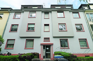 Haus kaufen in 50939 Köln, Beste Klettenberger Lage - Solide Anlage: 8 Mietwohnungen. Mietsteigerungspotenzial