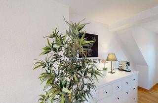 Wohnung kaufen in 13403 Berlin, Kaufen statt mieten - bezugsfreie, möblierte 2-Zimmer-Dachgeschosswohnung