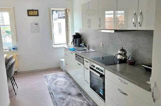 Wohnung kaufen in 56288 Kastellaun, Kastellaun - Vermietete 3-Zimmer Wohnung in zentraler Lage von Kastellaun
