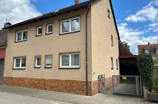 Haus kaufen in 91717 Wassertrüdingen, Wassertrüdingen - Ein- Zweifamilienwohnhaus mit Potenzial in sonniger Wohnlage