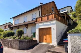 Haus kaufen in 97500 Ebelsbach, Ebelsbach - Großzügiges Wohnhaus mit 2 Terrassen und Gartenfläche in Ebelsbach