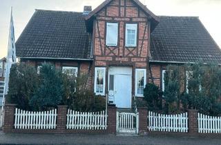 Haus kaufen in 38448 Wolfsburg, Wolfsburg - Biete ein Fachwerkhaus zum Verkauf