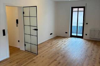 Wohnung kaufen in 97447 Gerolzhofen, Gerolzhofen - Hochwertig sanierte 2-Zimmer Wohnung in Gerolzhofen im Stadtkern