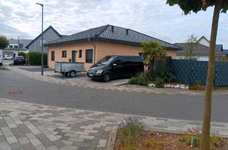 Haus kaufen in 52499 Baesweiler, Baesweiler - Freistehender Bungalow zu verkaufen