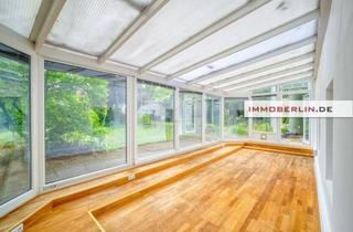 Wohnung kaufen in 12209 Berlin, IMMOBERLIN.DE - Toplage! Komfortable Altbauwohnung mit Terrassen, Garten & großem Wintergarten