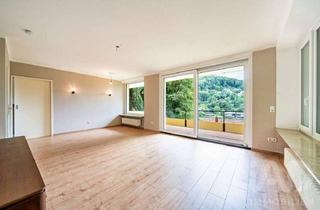 Wohnung kaufen in 69412 Eberbach, Wohlfühloase im 3-Familienhaus