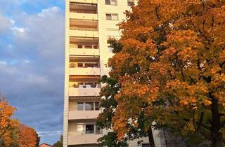 Wohnung kaufen in 73734 Esslingen, Helle 3-Zi-Wohnung mit sonnigem Balkon, Aufzug und Tiefgaragen-Stellplatz - RESERVIERT