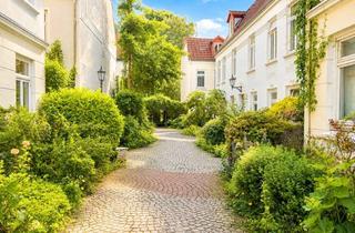 Wohnung kaufen in 22609 Nienstedten, Historischer Charme trifft Elbnähe – 3-Zimmer-Wohnung mit eigenem Garten in Nienstedten