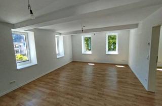 Wohnung mieten in Triftstraße, 55583 Bad Münster-Ebernburg, Erstbezug sonnige 2 Zimmerwohnung mit Ausblick und Balkon in Bad Münster am Stein-Ebernburg