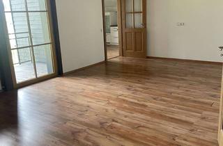 Wohnung mieten in 88299 Leutkirch, Schöne helle 3-Zimmer-Dachgeschosswohnung mit großem Balkon