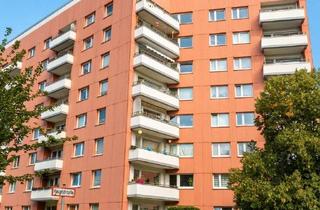 Wohnung mieten in Hermann-Löns-Str. 46, 22926 Ahrensburg, Modernisierte 4 Zimmerwohnung zur Miete in Ahrensburg - Wentzel Dr.
