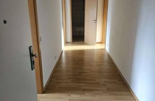 Wohnung mieten in Bredeneyerstr. 99, 45133 Bredeney, Wohnen mit Charakter: Gepflegte 2-Zimmer-Dachgeschosswohnung in Essen-Bredeney