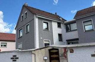 Wohnung mieten in 63477 Maintal, Großzügige 4-Zimmer-Maisonettewohnung mit Einbauküche und Innenhof in Maintal-Bischofsheim