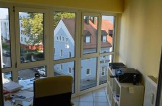 Wohnung mieten in 93047 Innenstadt, 2,5-Zimmer-Wohnung mit Balkon und Wintergarten in Regensburg
