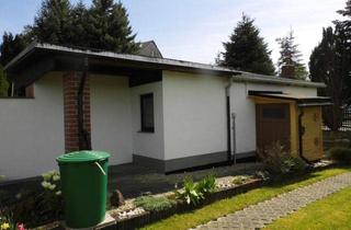 Haus kaufen in 08468 Reichenbach, Gepflegtes Gartengrundstück mit Bungalow und Nebengebäuden (Garagen) am Stadtrand von Reichenbach zu verkaufen!