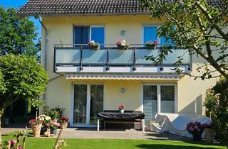 Haus kaufen in 82239 Alling, Neuwertige DHH, mit moderner EBK, Wärmepumpe, großem Garten, Dachstudio, Garage, sofort beziehbar