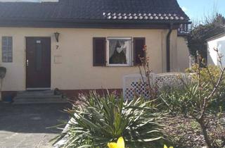 Haus kaufen in Siedlungsstraße, 93138 Lappersdorf, Wohnen in einem beliebten und alteingesessen Umfeld: Charmantes Reihenendhaus mit Garten