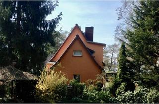 Haus kaufen in Peitzer Weg 37, 12527 Grünau, Idyll für Zwei in Berlin-Karolinenhof