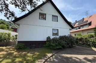 Einfamilienhaus kaufen in 79183 Waldkirch, Idyllisch am Bach: Freistehendes Einfamilienhaus mit Garten in ruhiger Lage in Waldkirch