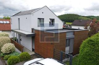 Einfamilienhaus kaufen in 57223 Kreuztal, Modernes Wohnen mit Wohlfühlcharakter – Freistehendes Einfamilienhaus